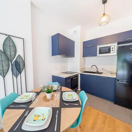 Apartment La De